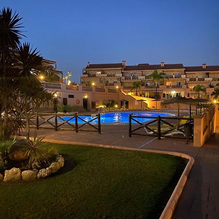 Whydhand Resorts Apartments ,Pools And Lovely Terrace Fuengirola Exterior photo